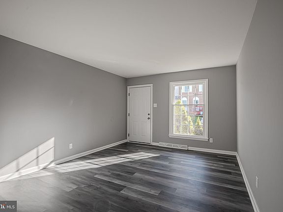 4th image of 2351 Taggart Ct #351T