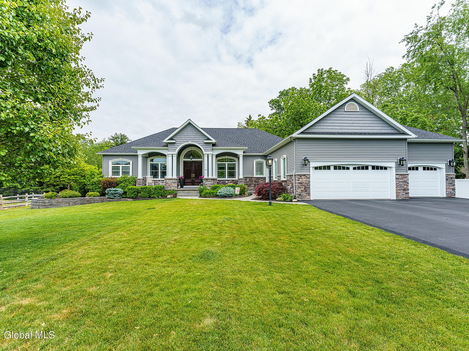 15 Bridgewater Court, Clifton Park, NY 12065 | Zillow