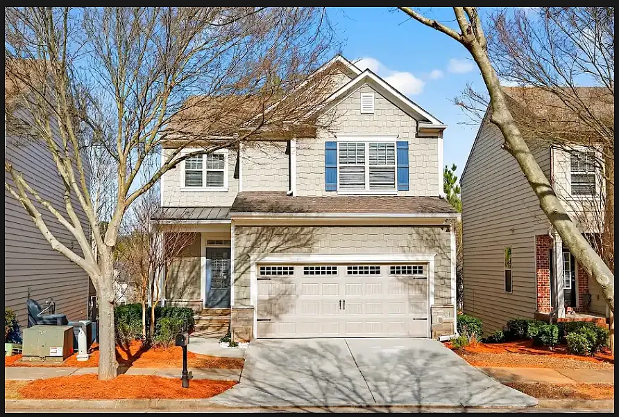 5 bed, 3825 sqft, $2,995 — Photo 1