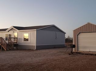 150 County Road 2660, Moore, TX 78057