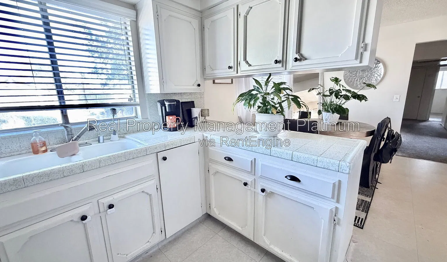 3 bed, 2.0 bath, 1626 sqft, $1,950 — Photo 4