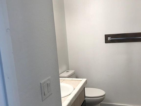 3rd image of 1490 S 400 E APT 4