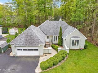 4152 Romeo Rd, Tobyhanna, PA 18466