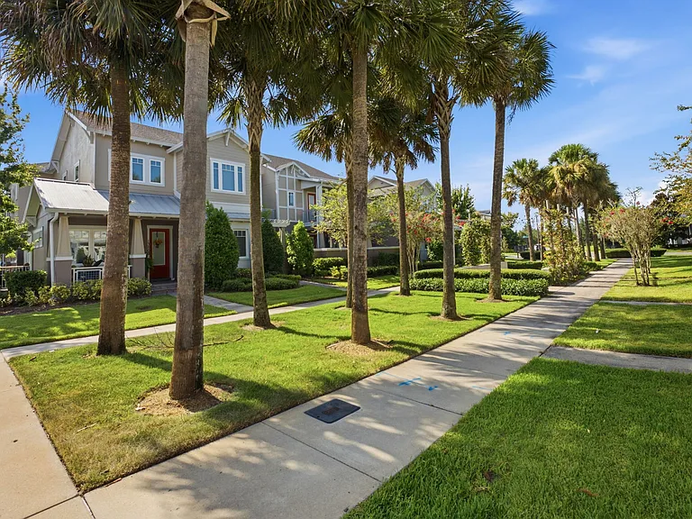 9025 Laureate Blvd — Photo 44