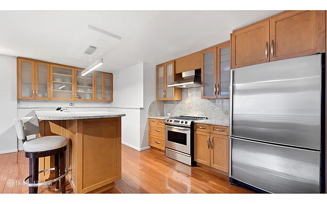 Sold by Douglas Elliman | media 4