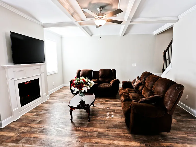 1076 Black Oak Cir — Photo 12