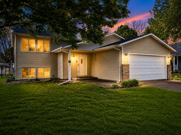 9115 Janero Ave S, Cottage Grove, MN 55016