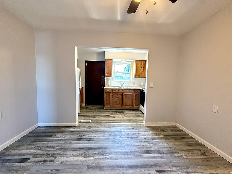 2604 Eastview Dr #C — Photo 17