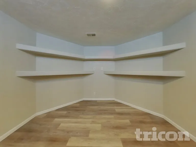 106 N 49th Avenue Ct — Photo 21