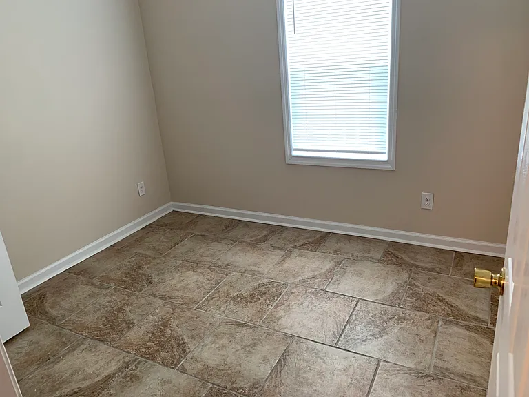 354 Baldwin St SE #BASEMENT — Photo 6