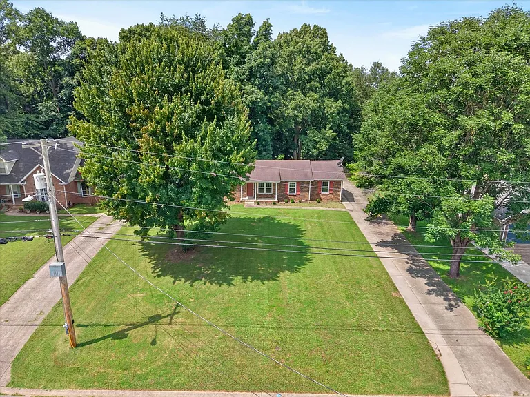1785 Broadripple Dr — Photo 35