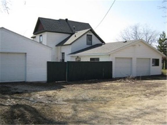 3rd image of 33747 Hwy 61 Highway N