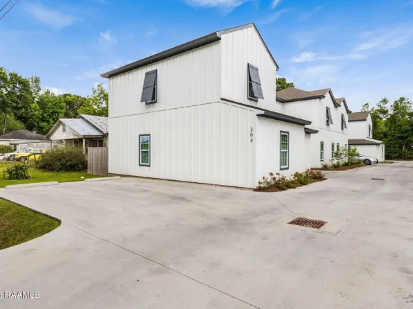 204 Romero St #A, Youngsville, LA 70592