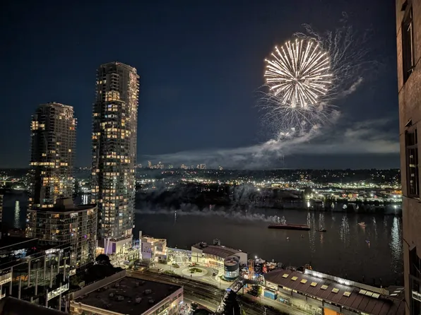 888 Carnarvon St #3003, New Westminster, BC V3M 0C6