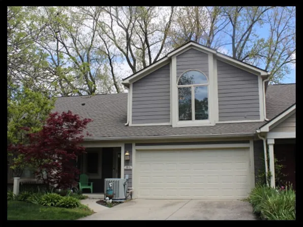 2916 River Bay Dr N, Indianapolis, IN 46240