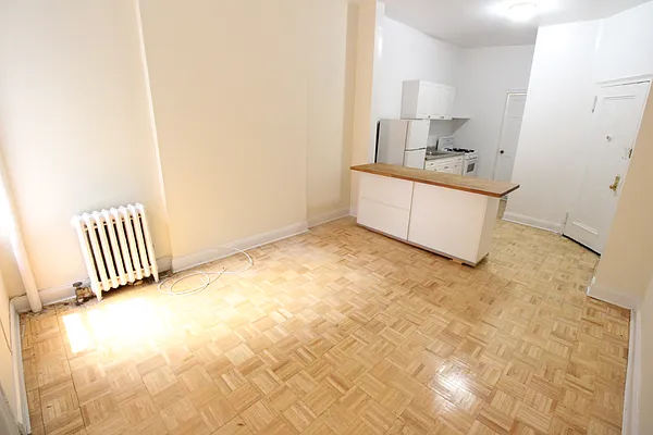 Rented by Luxor Homes & Investment Realty | media 41