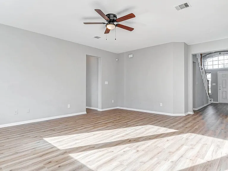 15010 Golden Summer Ct — Photo 17
