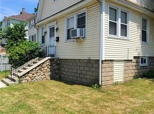 96 Meriden Rd, Waterbury, CT 06705