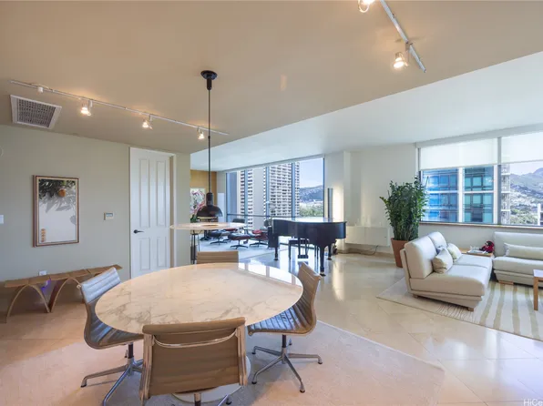 1199 Bishop St #15A-15B, Honolulu, HI 96813