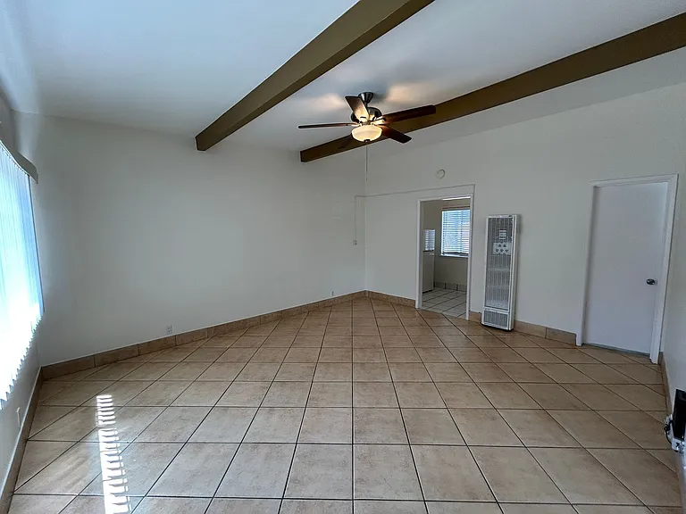 1702 Three Boys Apartments — Photo 3