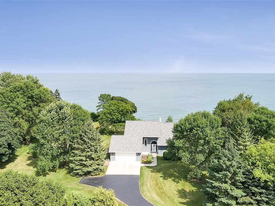 1410 MILWAUKEE ST - KEWAUNEE