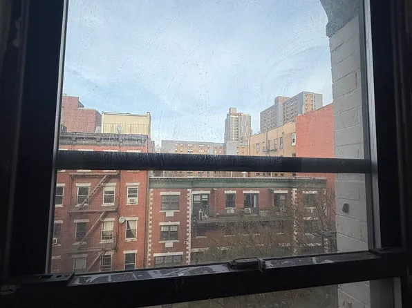 628 East 11th Street image 8 of 8