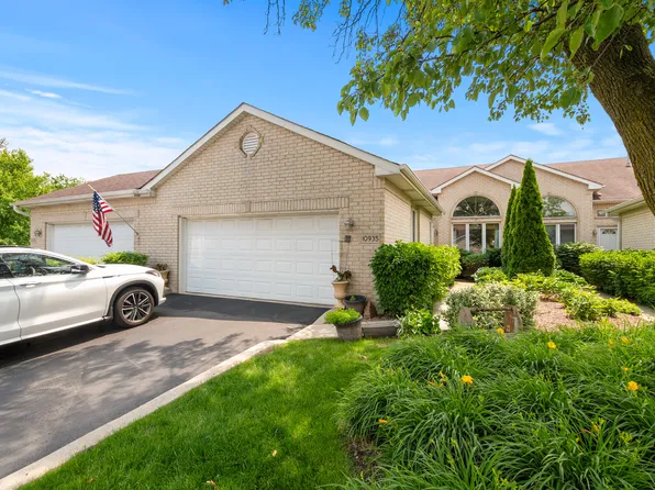 10935 Conifer Ct, Orland Park, IL 60467