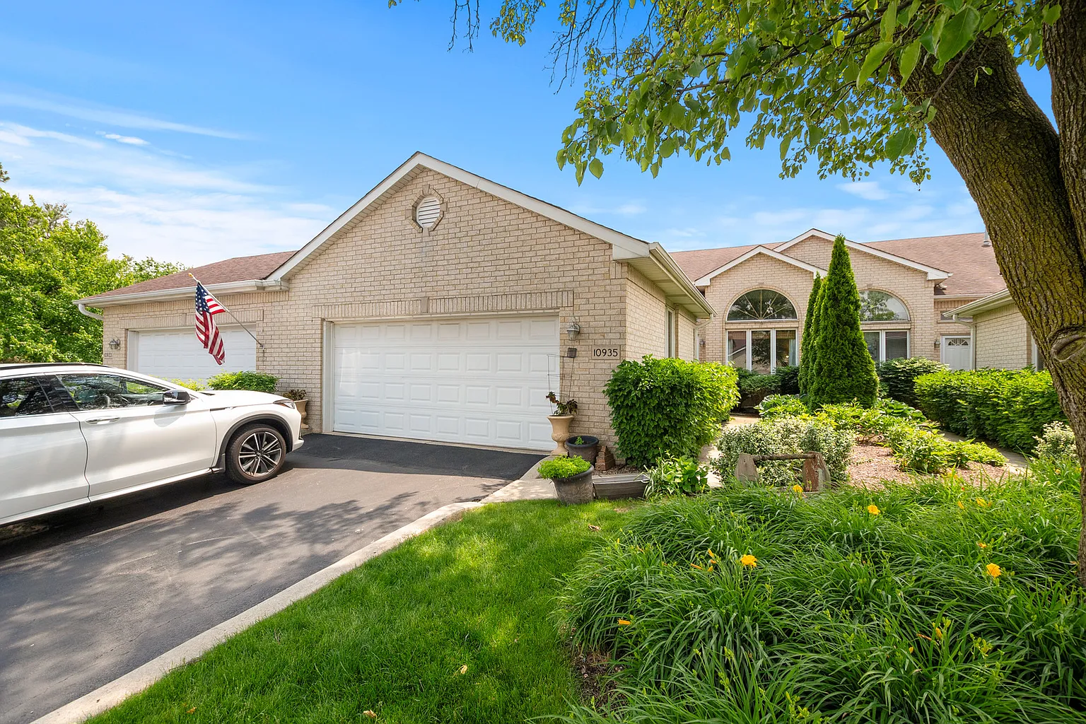 10935 Conifer Ct photo 1