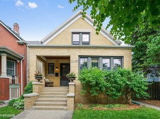 2539 N Saint Louis Ave, Chicago, IL 60647