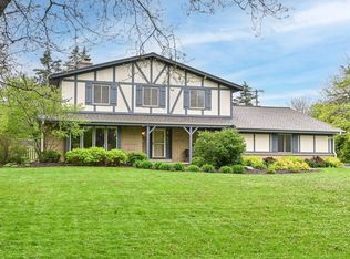 3015 Huntington Cir, Brookfield, WI 53005