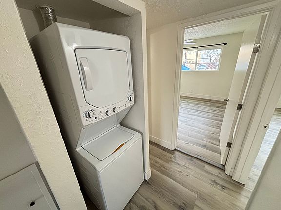 5th image of 529 Kolson Cir APT B