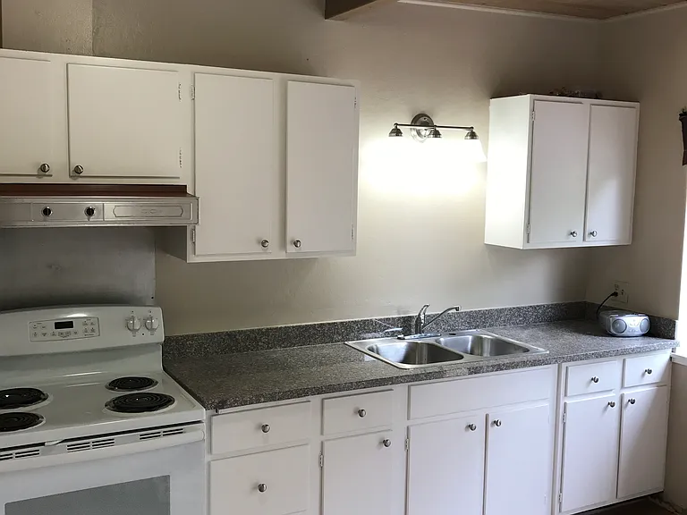 1194 Bret Harte Rd #3 — Photo 1