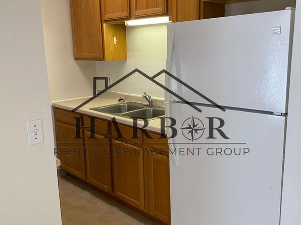 146 S Broadway St #102