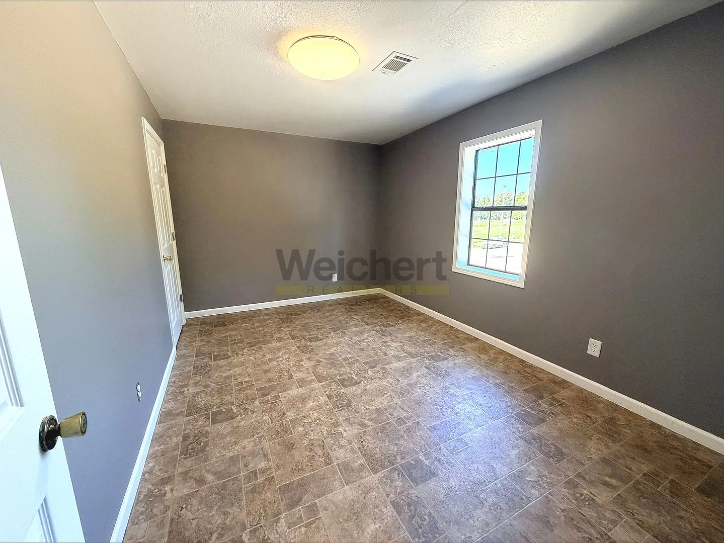5605 W. Kingshighway — Photo 4