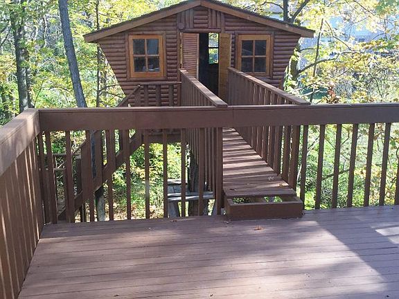 2nd image of 4150 Autumn Hill Ln