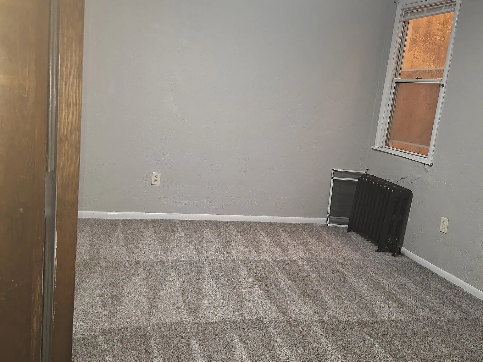 2 bed, 800 sqft, $1,050 — Photo 3