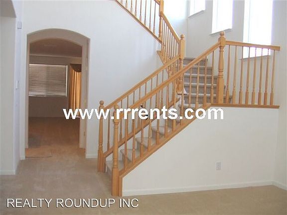 3rd image of 4924 Brabant Way