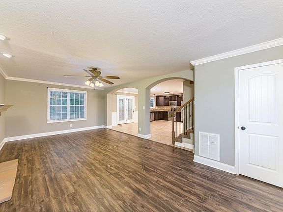 5th image of 750 Sleek Fox Dr