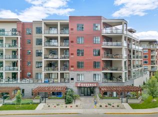 529 Truswell Rd #402, Kelowna, BC V1W 3K7