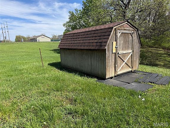 4th image of 106 Schemmer Rd
