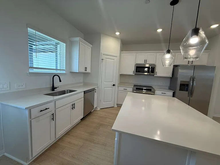 2530 Violet Theo Ln — Photo 5