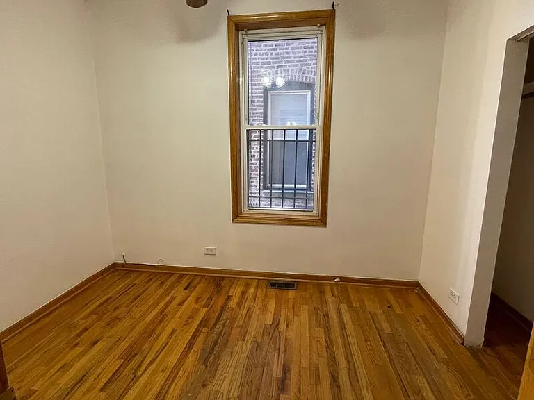 902 N California Ave #1R — Photo 8