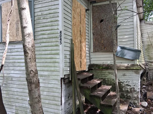 4045 Massachusetts St, Gary, IN 46409