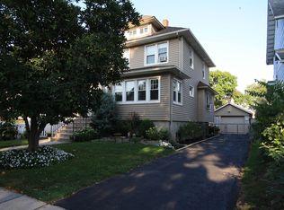 11 Oak St, Ridgefield Park, NJ 07660