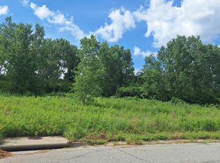 6324 SW 47th St, Topeka, KS 66610