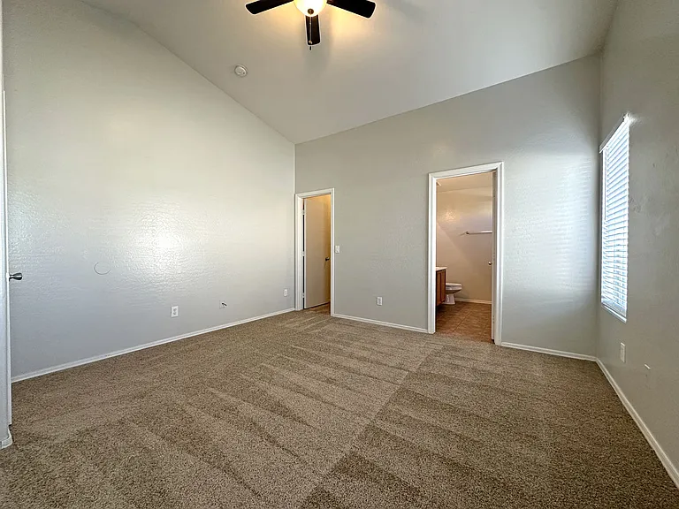 11820 W Banff Ln — Photo 10