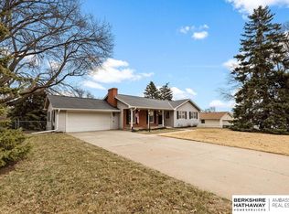 2715 N 102nd Ave, Omaha, NE 68134
