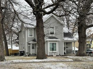 1214 Walker St, Des Moines, IA 50316