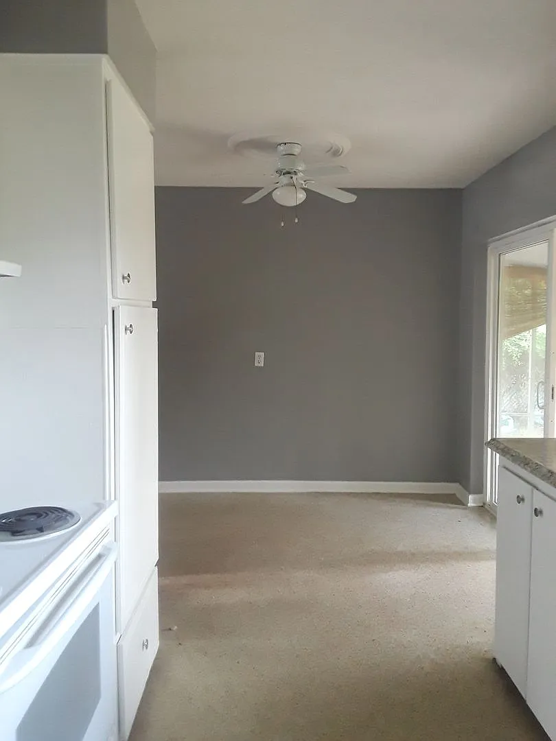 Cozy 2/1 Duplex - College Park — Photo 3