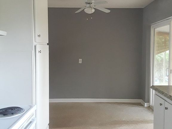 3rd image of 121 E Evans St